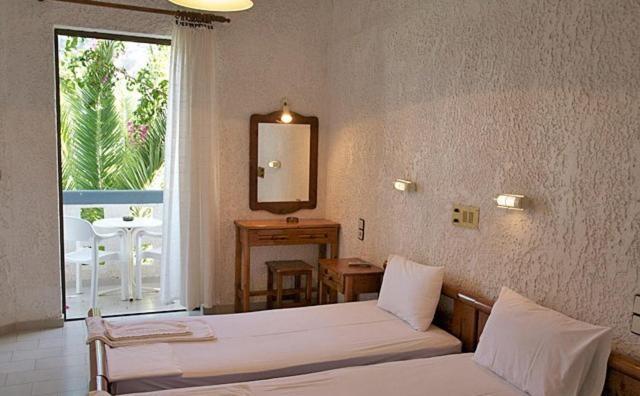 Fevro Hotel Agia Galini  Room photo