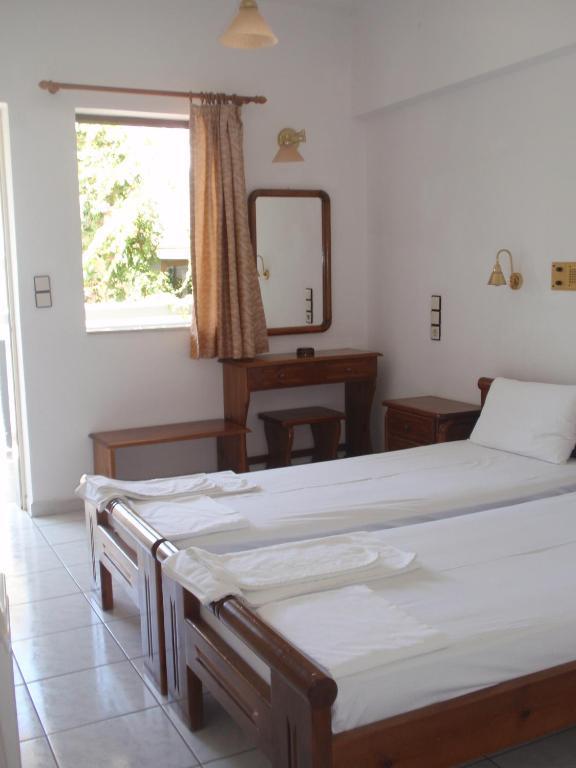 Fevro Hotel Agia Galini  Room photo